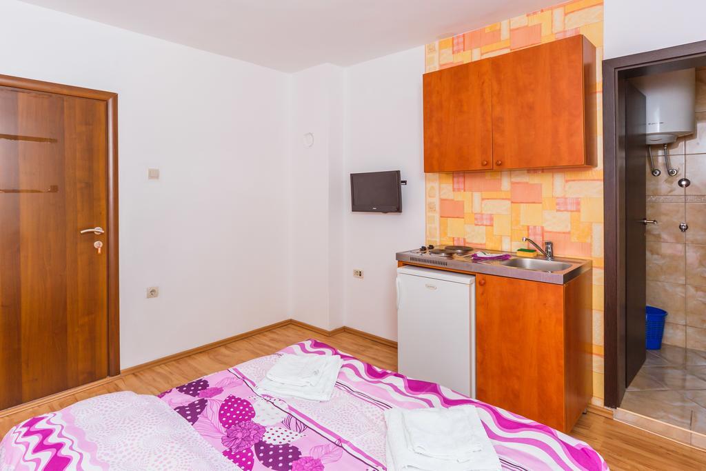 Apartments Manojlovic Budva Exterior foto